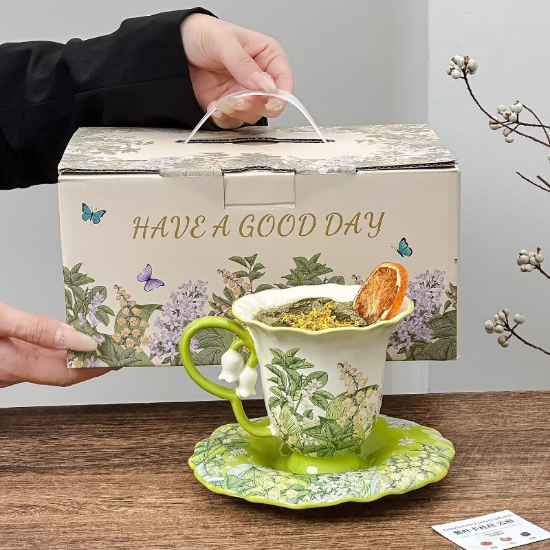 Lily of the valley blooming af - Coffee Tea Games recension och pris