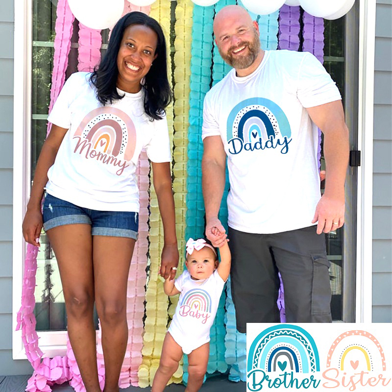 Rainbow Family Matching Outfit - Coffee Tea Or Me recension och pris