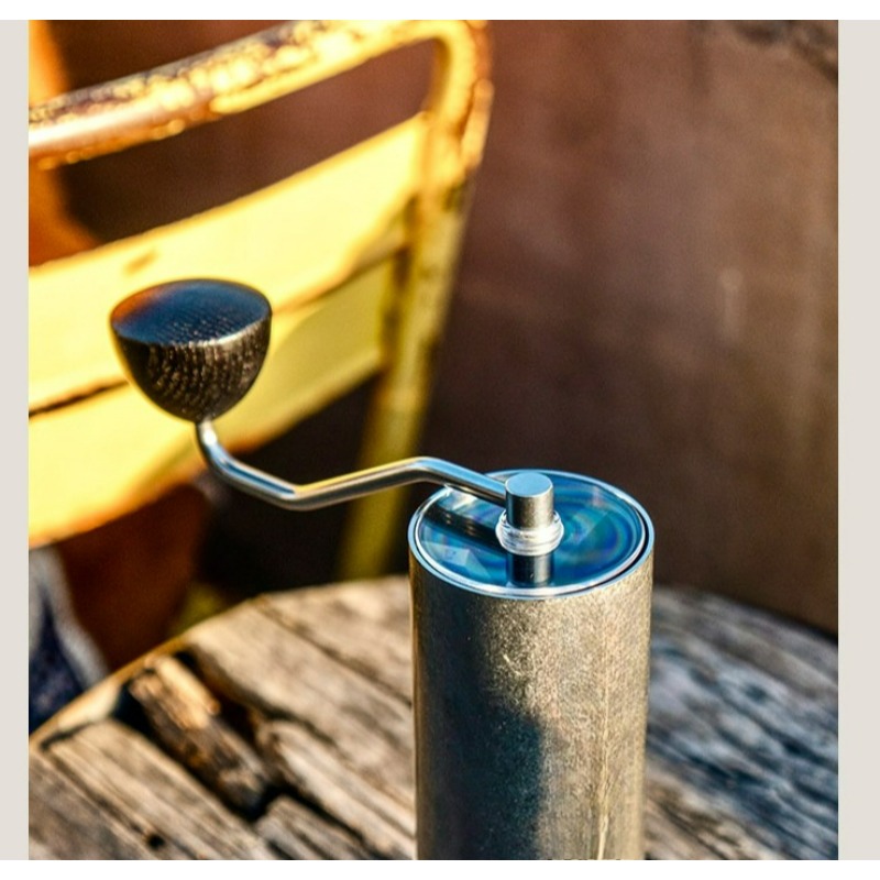 Commander C40 Manual Coffee Gr - Burr Hand Grinder recension och pris